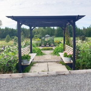 Tina Rönnlunds trädgård i Robertsfors, Rönnbo trädgård.